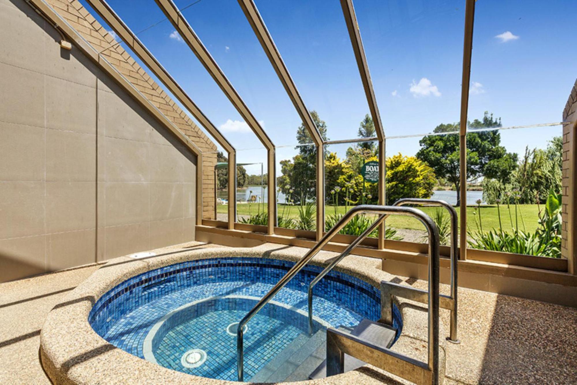 Lakeside Country Club Numurkah Dış mekan fotoğraf