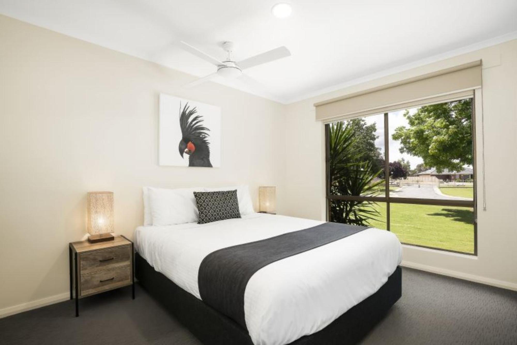 Lakeside Country Club Numurkah Dış mekan fotoğraf